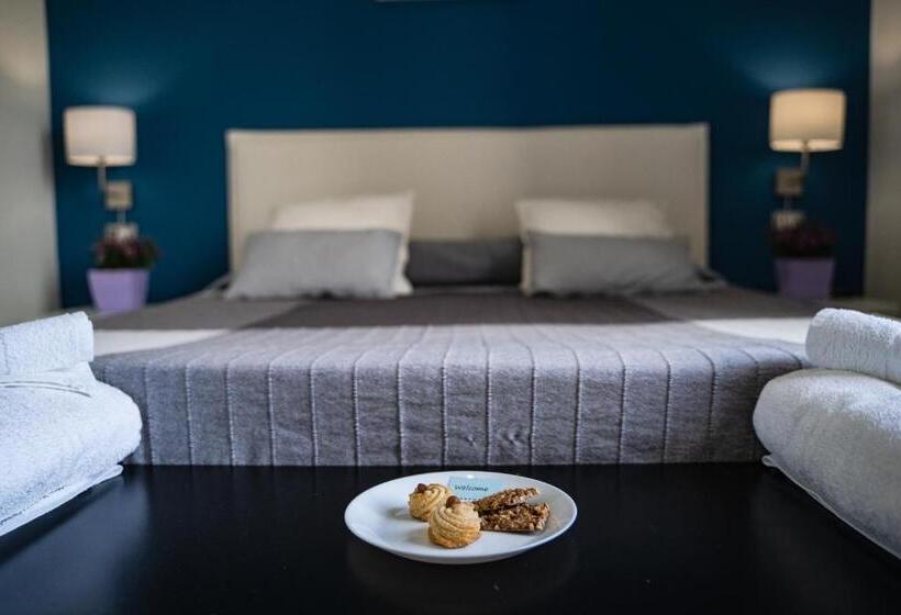 带阳台的三人标准间, Le Due Sicilie B&b