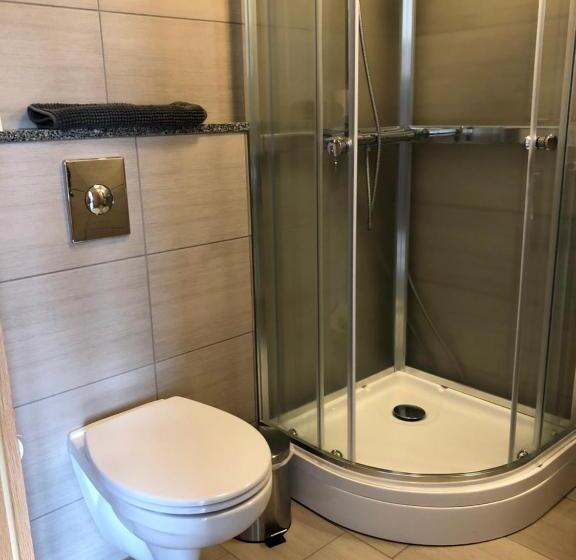 اتاق استاندارد سه نفره, Kirkjufell Guesthouse And Apartments