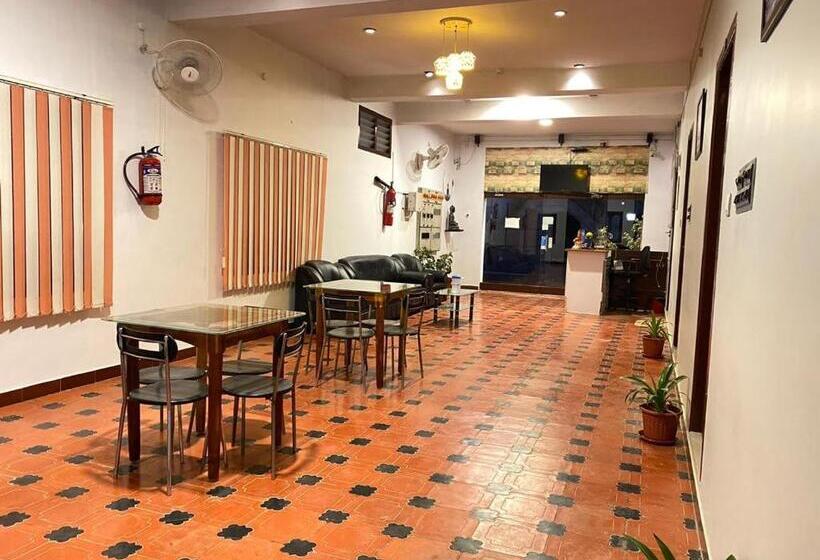 اتاق لوکس, La Paradise Residency