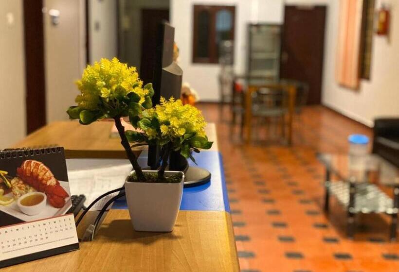 اتاق اکونومی, La Paradise Residency