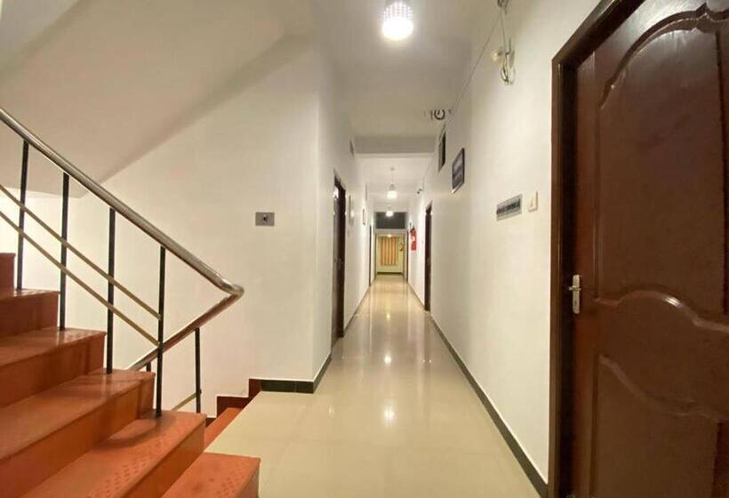 اتاق لوکس سه تخته, La Paradise Residency