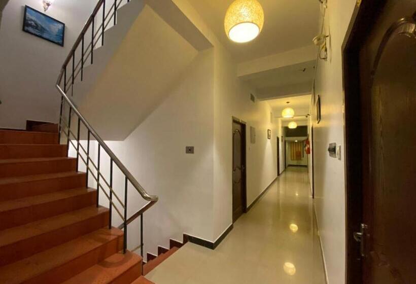 Economy Triple Room, La Paradise Residency