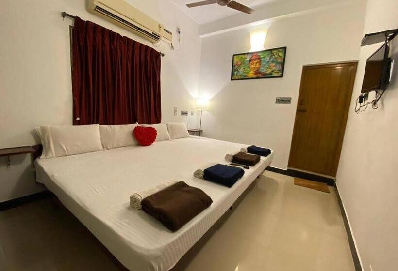 سوییت خانوادگی, La Paradise Residency