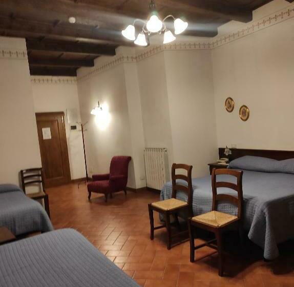 Четырехместный Номер Стандарт, Albergo Casentino
