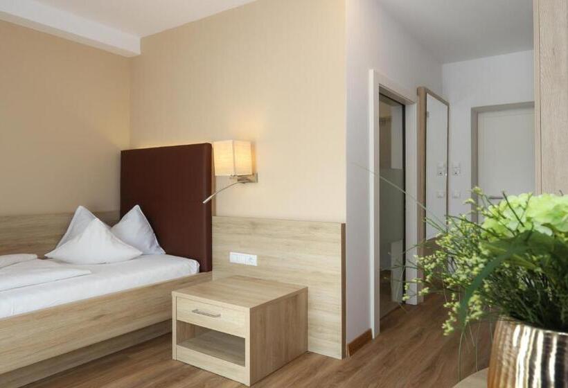 Номер Стандарт Индивидуальный, Lingers Suites & Residence