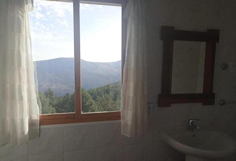 Номер Стандарт, Hostal El Desvío