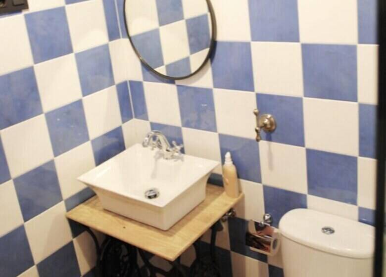 스탠다드 룸, Hostal Los Oteros