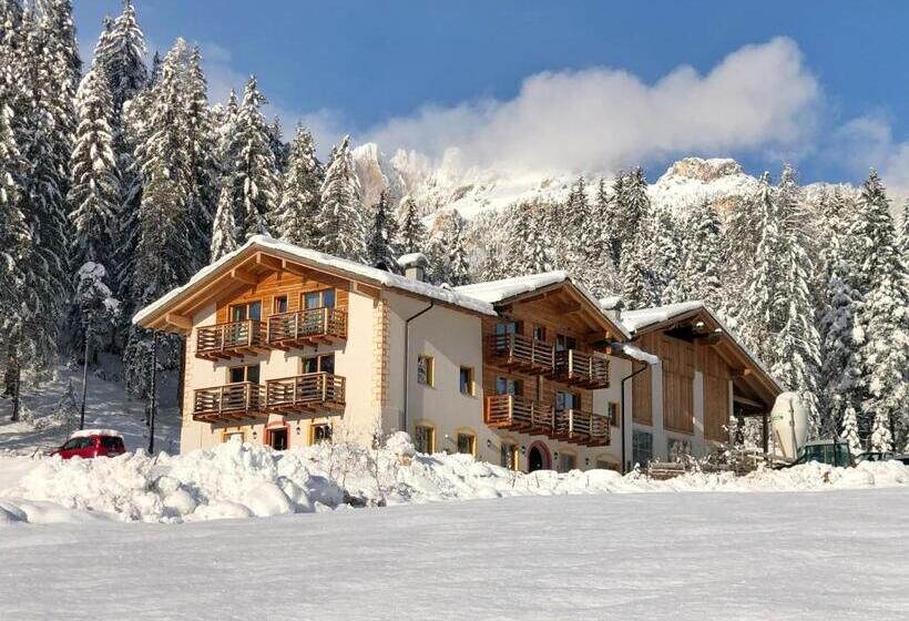 اتاق استاندارد سه تخته با بالکن, Agriturismo Soreie   Farmstay