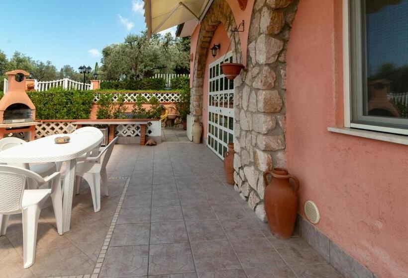 Апартаменты 2 Спальни, Casale Gli Ulivi