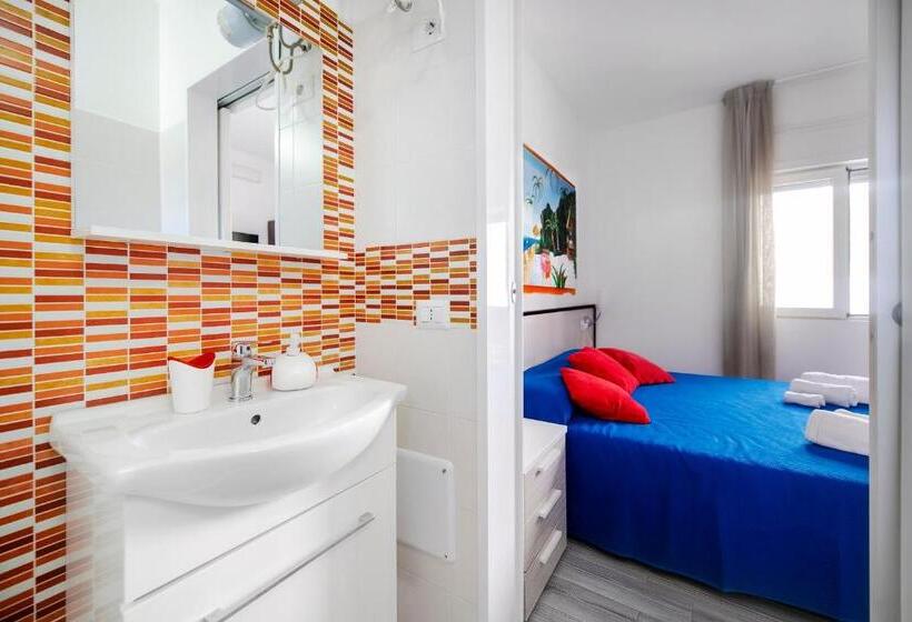 Номер Стандарт, B&b La Terrazza Sul Porto