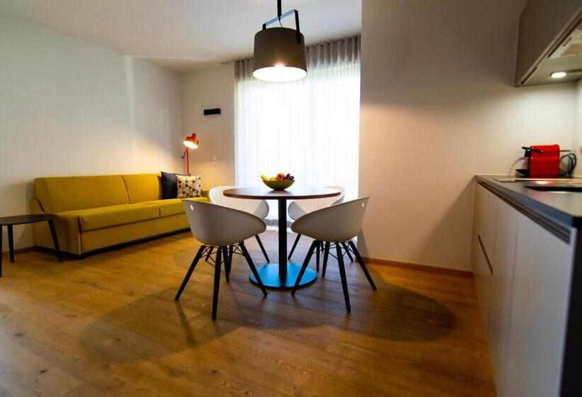 شقة غرفة واحدة, Brühl Suites&residence