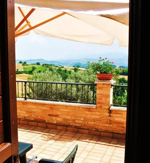 Четырехместный Номер Стандарт, Agriturismo L'antico Oliveto