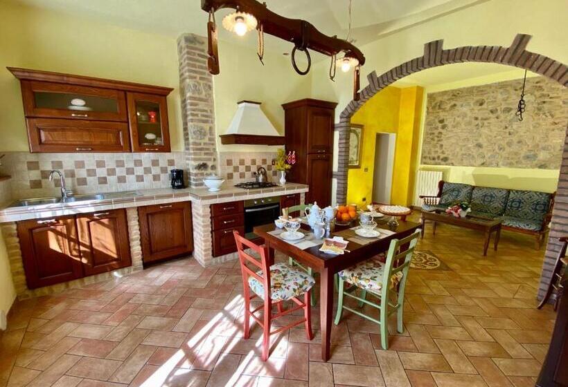 带2个卧室的公寓, Agriturismo L'antica Quercia