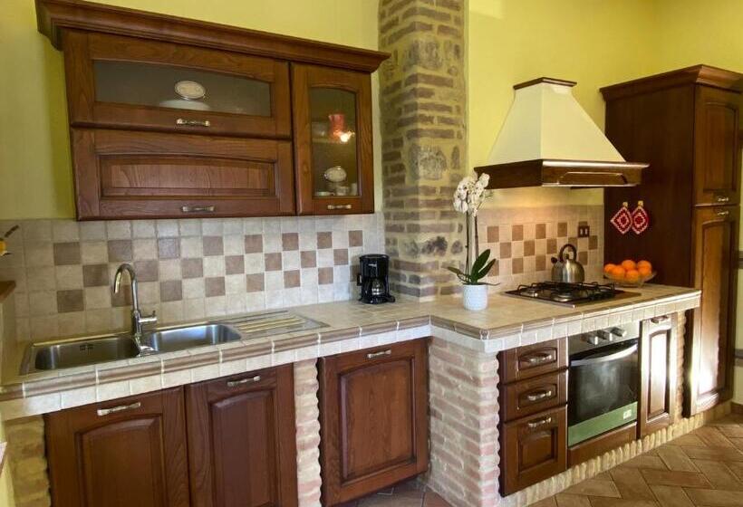 شقة غرفتين, Agriturismo L'antica Quercia