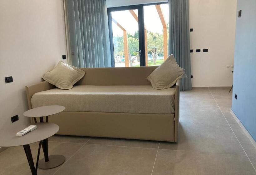 سوییت جونیور با چشم‌انداز استخر, Agriturismo Baglio San Nicola