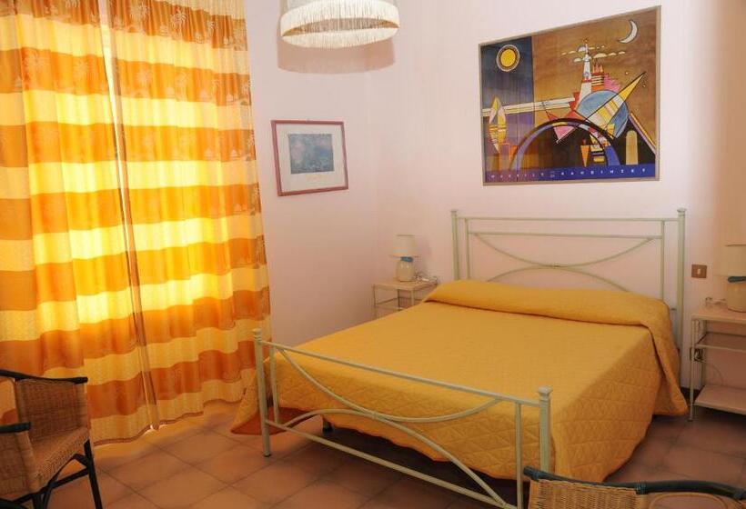 Апартаменты 1 Спальня с Балконом, Residence Il Sole