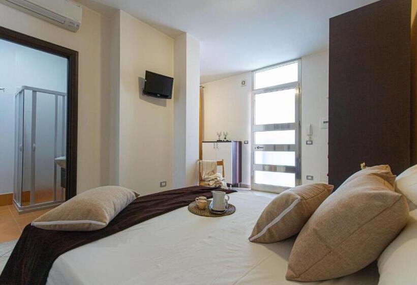 استودیوی استاندارد, Residence Borgo & Mare   Localo