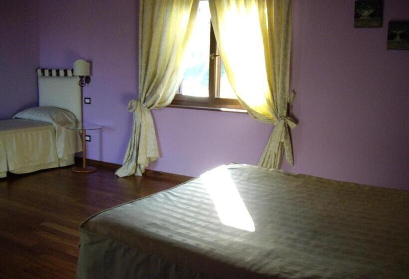 اتاق استاندارد سه نفره, Agriturismo Il Borgo Degli Ulivi