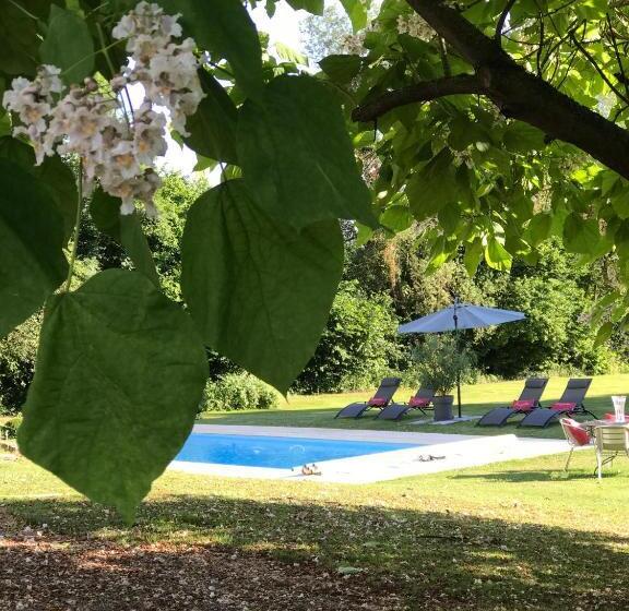 Номер Стандарт, La Maison D Inès And Ugolin & Spa