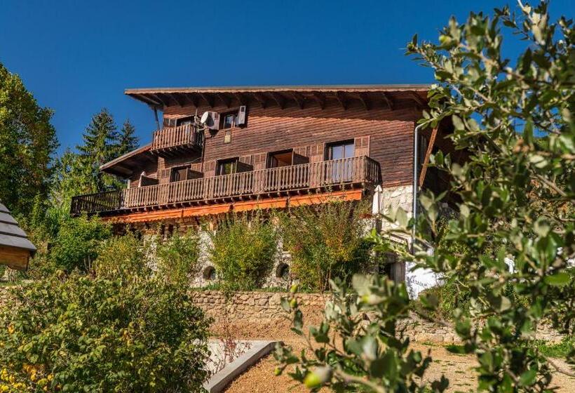 סוויטה עם מרפסת, Chambres D'hôtes Les Murès Du Mercantour