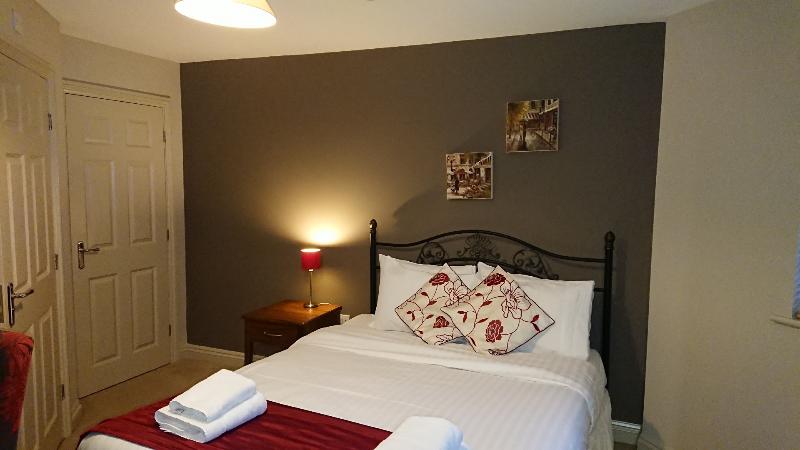 Апартаменты 2 Спальни, Victoria Cloisters Apartments
