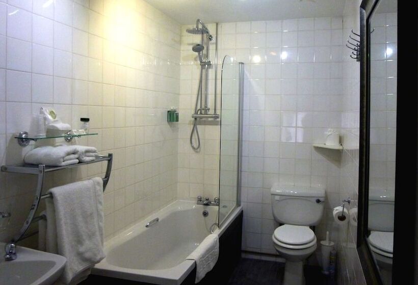 Семейный Номер, Orchard Club   Newton House