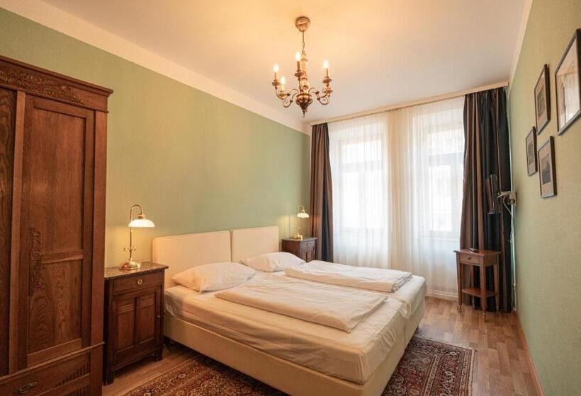 Номер Стандарт, Pension Bellevue