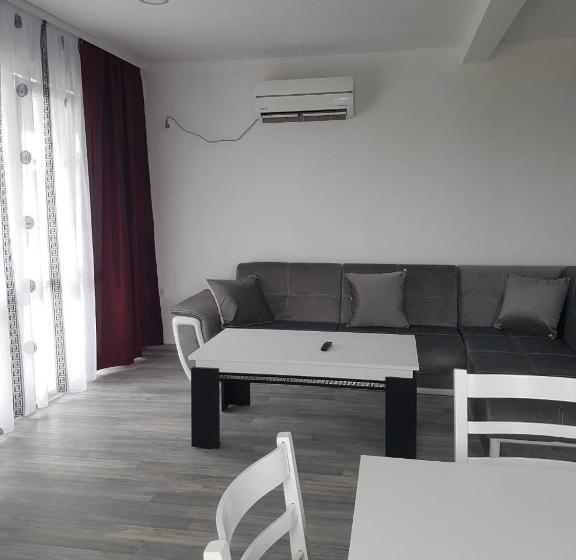 带1个卧室的带海景的公寓, Guest House Evtimov