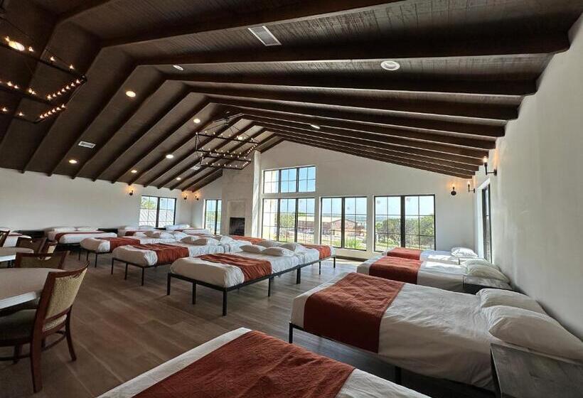 Хижина, Canyon Lakeview Resort