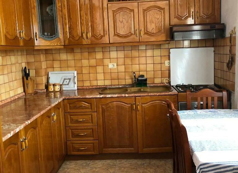 １階の１ベッドルームアパートメント, Arsen Apartments