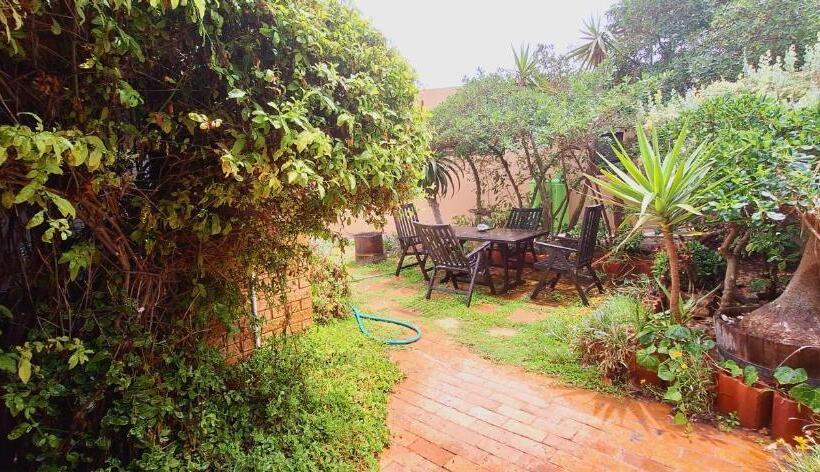 Апартаменты 1 Спальня Вид на Сад, 14 Penguin Place, Melkbosstrand