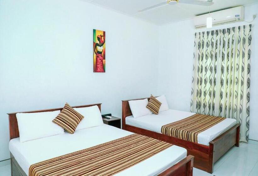 Четырехместный Номер Deluxe, Bon Voyaage Tourist Inn