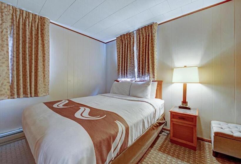 Номер Стандарт, Four Seasons Lodge