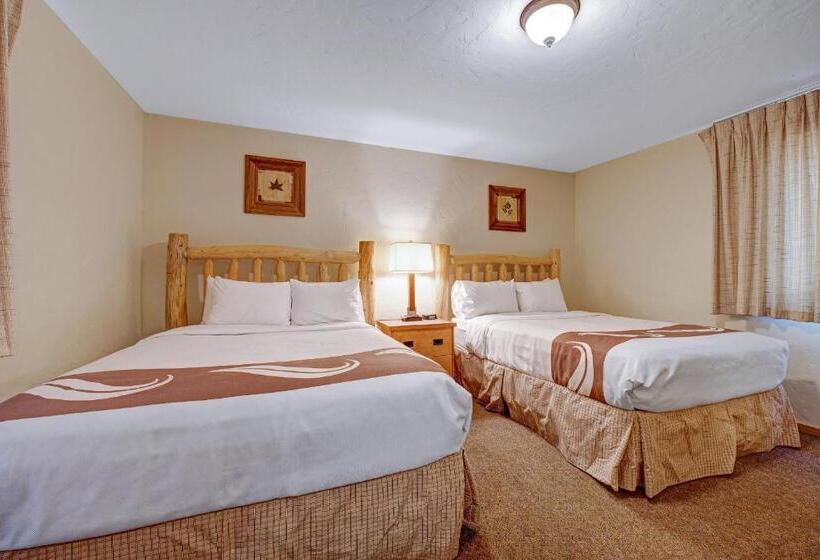 Апартаменты 1 Спальня, Four Seasons Lodge