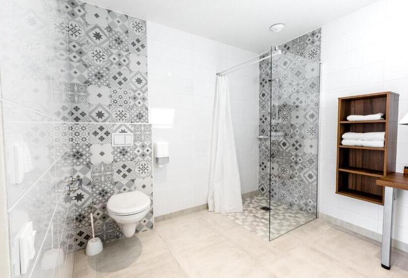 Номер Стандарт, Hôtel Beau Site