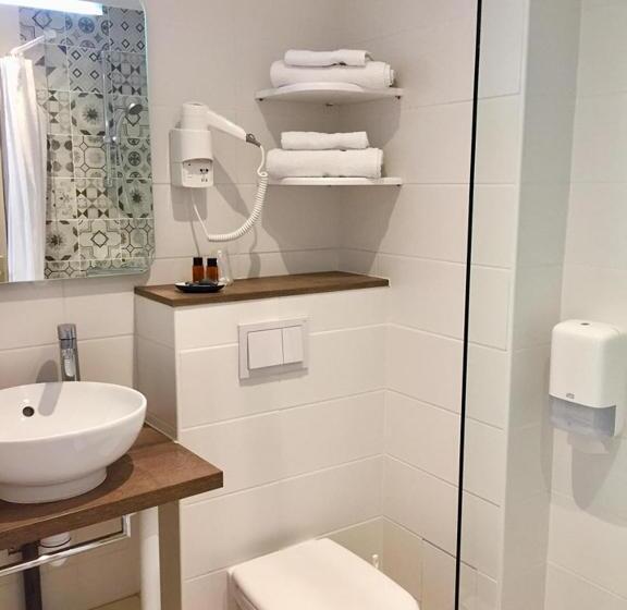 StandaardKamer, Hôtel Beau Site