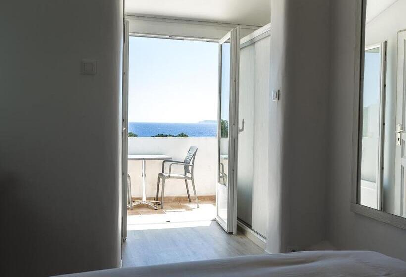 Номер Стандарт Вид на Море с Балконом, Hôtel Beau Site
