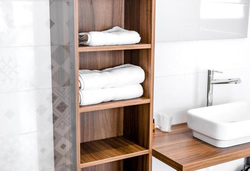 Номер Стандарт, Hôtel Beau Site