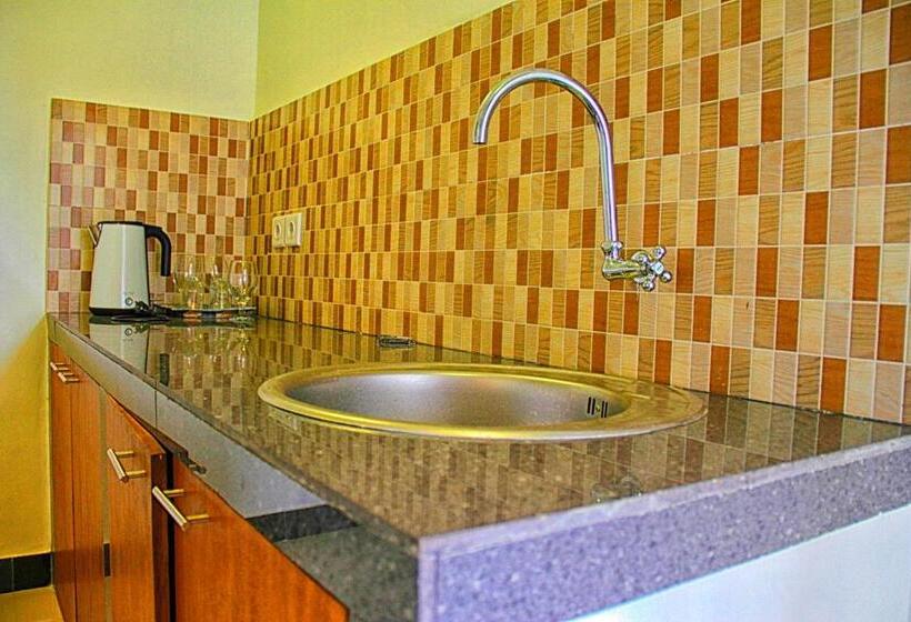 豪华房间, Ryanbagus Guest House