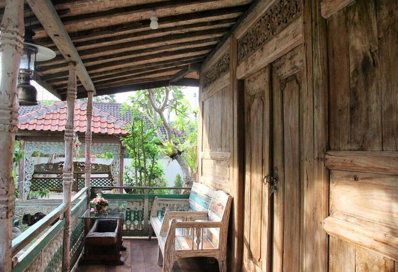 标准平房, Ryanbagus Guest House