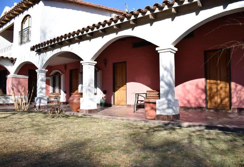 침실 2개 아파트, Estancia Santa Leocadia