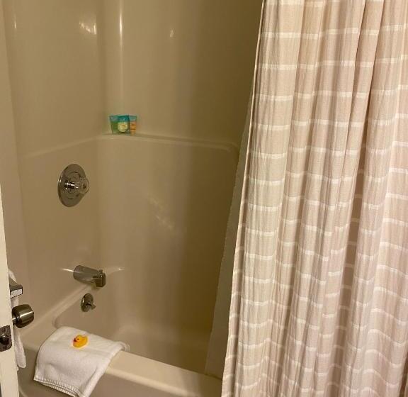3침실 스위트, Bristol Suites