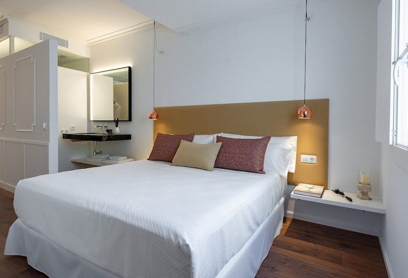 Люкс Повышенной Комфортности, Divina Suites Hotel Singular  Adults Only