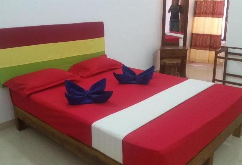 Трежместный Номер Economy, Selahn Inn