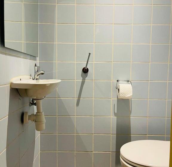 침실 3개 아파트, Red Light District B & B Canal View