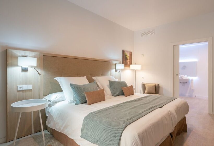 Номер Стандарт Адаптированный для Инвалидов, Soller Plaza