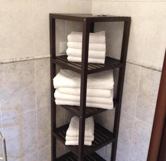 سوییت خانوادگی, Via Roma Suite