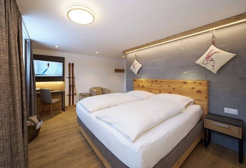 Апартаменты Deluxe 1 Спальня, Aparthotel Grischuna
