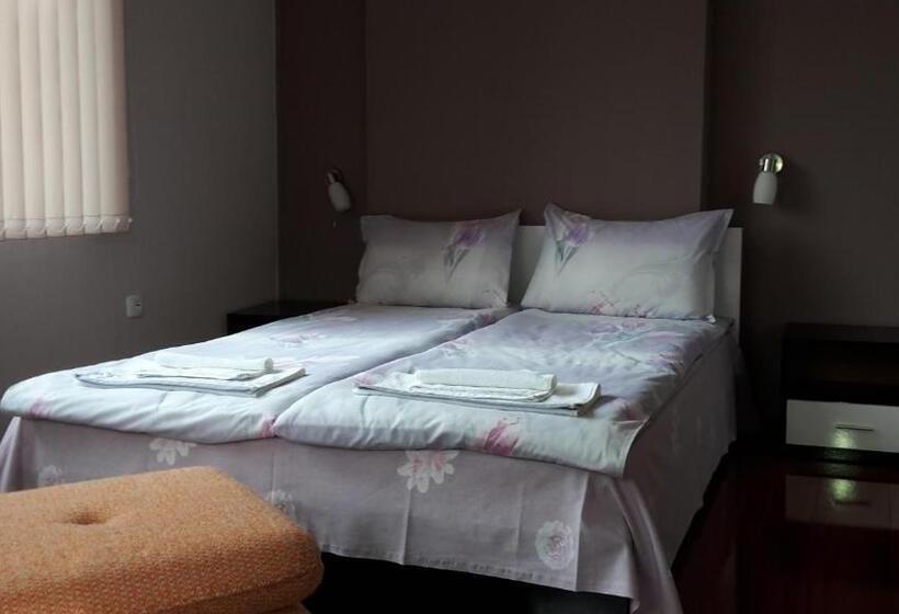 اتاق استاندارد, Kyurkchievi Guest House