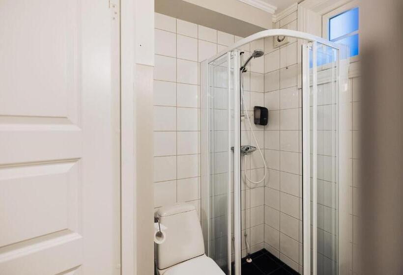 Апартаменты 1 Спальня с Балконом, Villa Svolvær